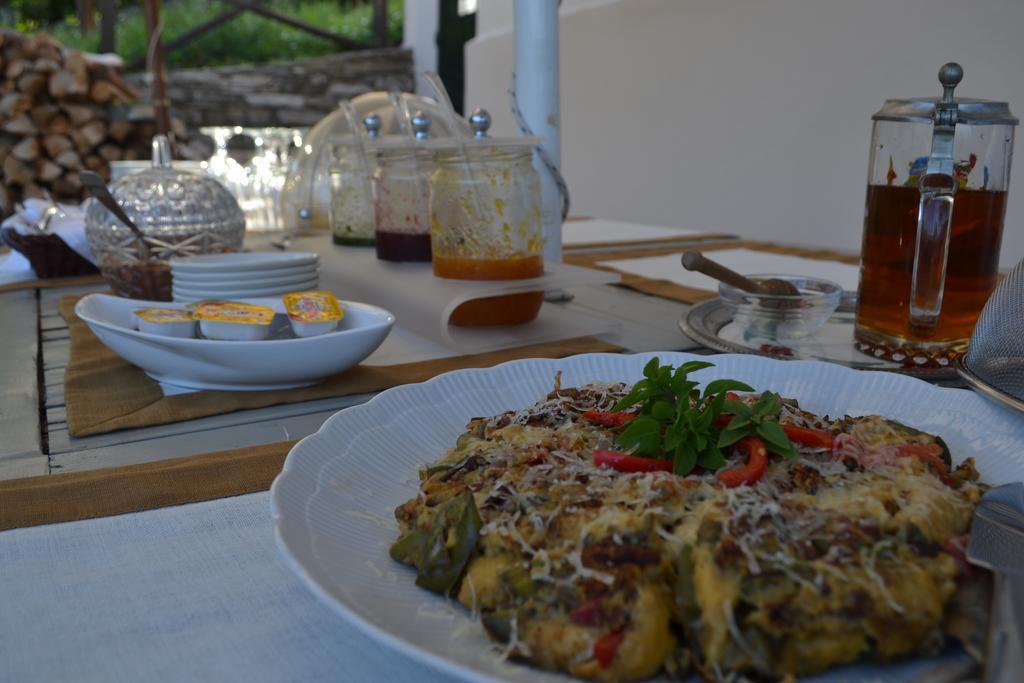 Vogiatzopoulou Guesthouse Agios Georgios Nilias Exteriér fotografie