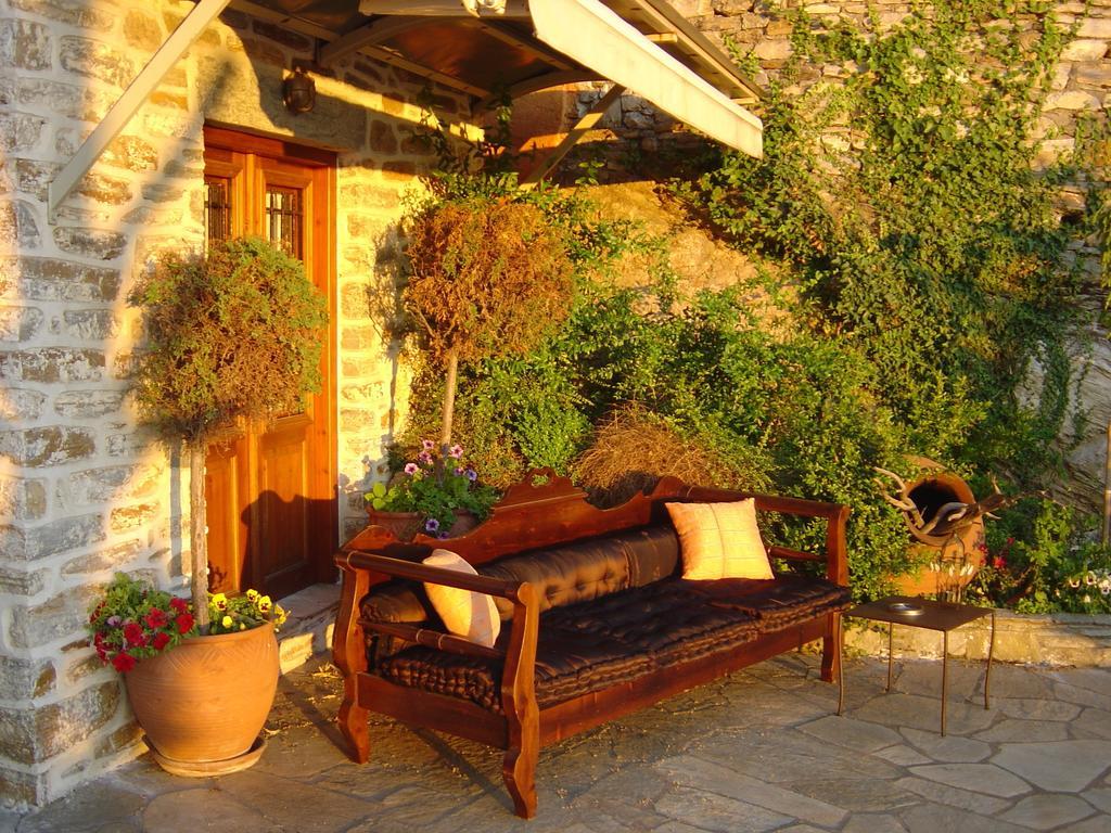 Vogiatzopoulou Guesthouse Agios Georgios Nilias Exteriér fotografie